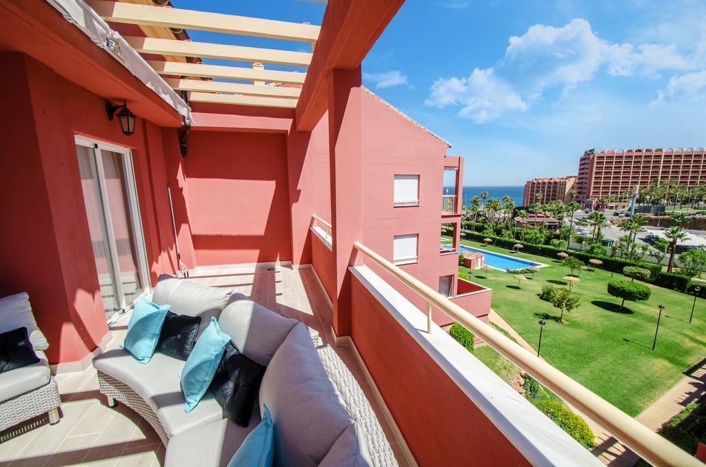 Gorgeous 170 Sq.M. Penthouse With Sea View Terraces Apartamento Benalmádena Exterior foto